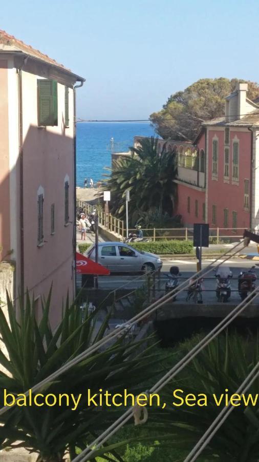 House Of Fly With Sea View, Front The Beach Savona Exteriör bild